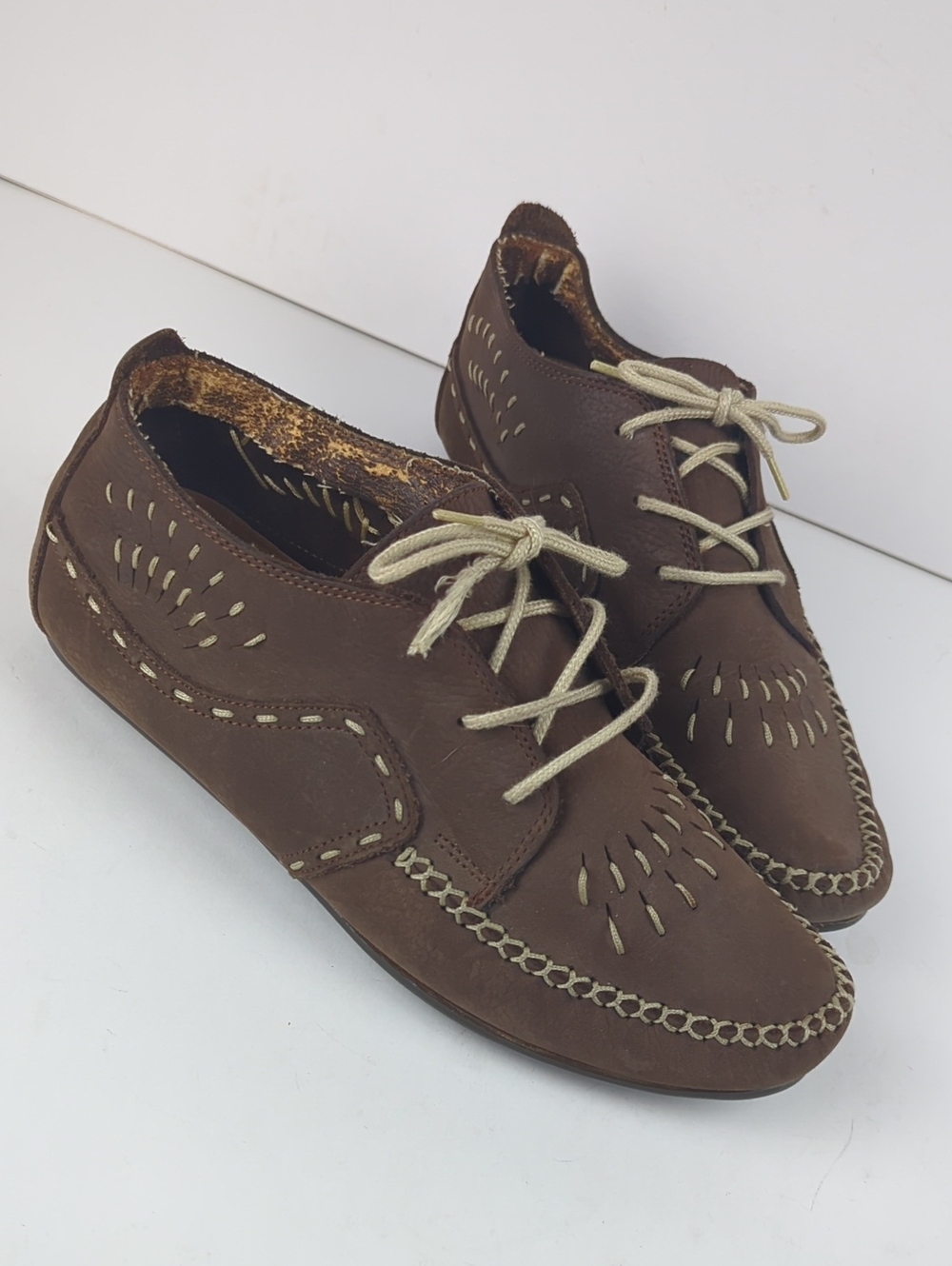 HUSH PUPPIES Women's Brown Leather Lace-Up Moccasin Shoes